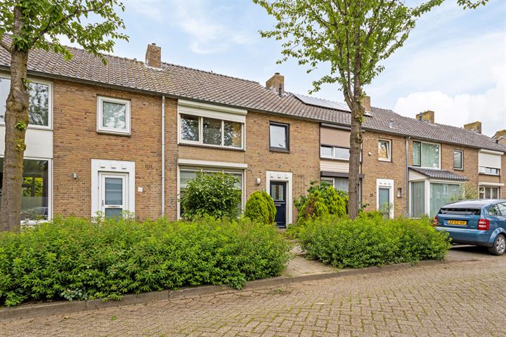 Bekijk foto 1 van Oranje Nassaustraat 27