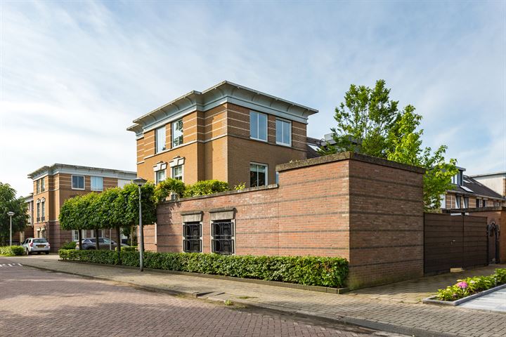 Bekijk foto 40 van Mondriaanstraat 17