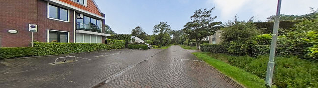 Bekijk 360° foto van Vooraanzicht appartementencomplex van Drie Turkenlaan