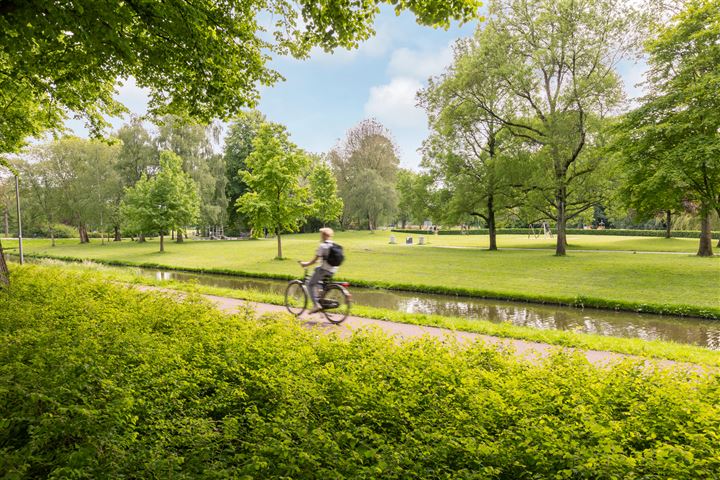 Bekijk foto 4 van Vroesenlaan 15-B