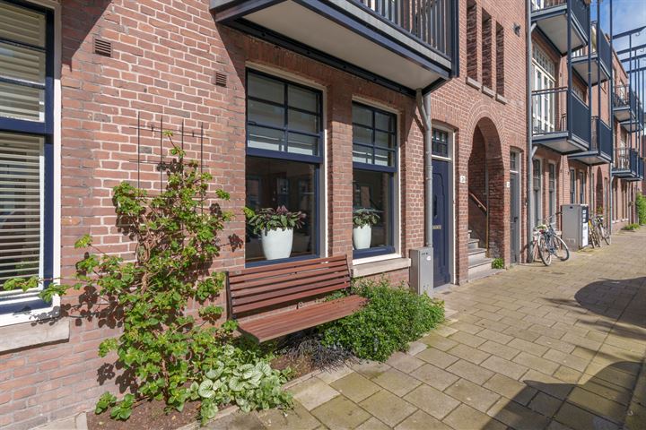 View photo 5 of Busken Huetstraat 24