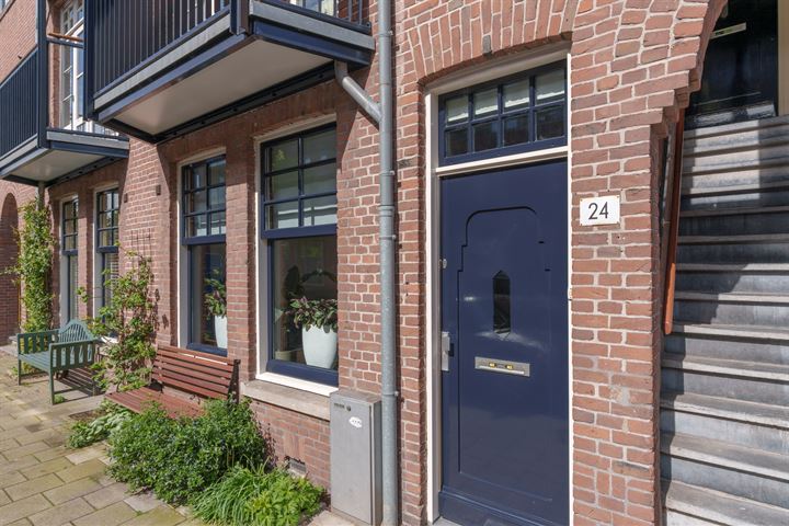 Bekijk foto 6 van Busken Huetstraat 24