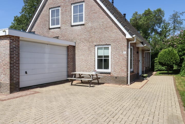 Photo 5 of Doumastate 11