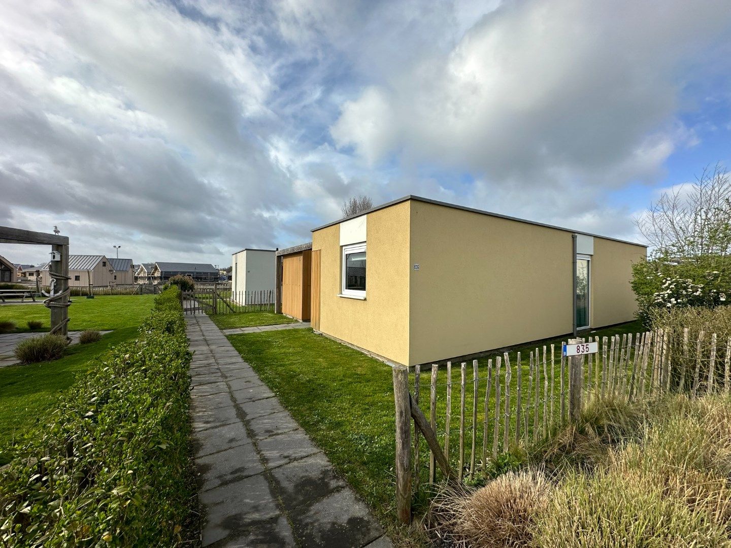 Foto 3 van Nieuwesluisweg 1-A836