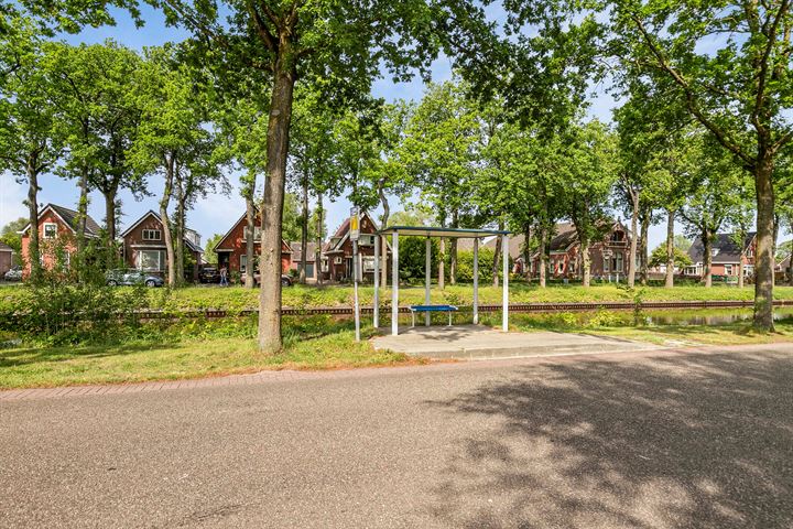 Bekijk foto 30 van Viaductstraat 12