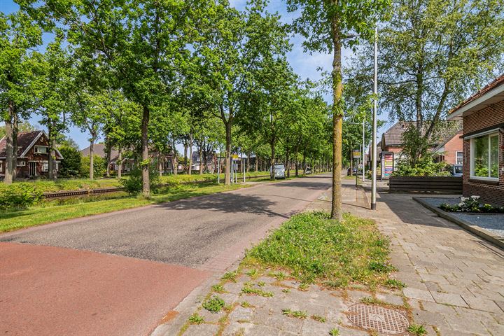 Bekijk foto 32 van Viaductstraat 12