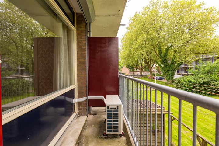 Bekijk foto 18 van Vredenluststraat 13