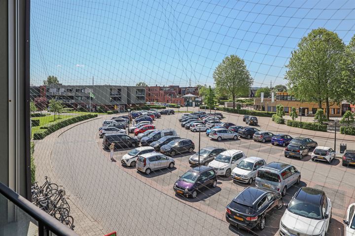 View photo 27 of Willy Brandtplein 238