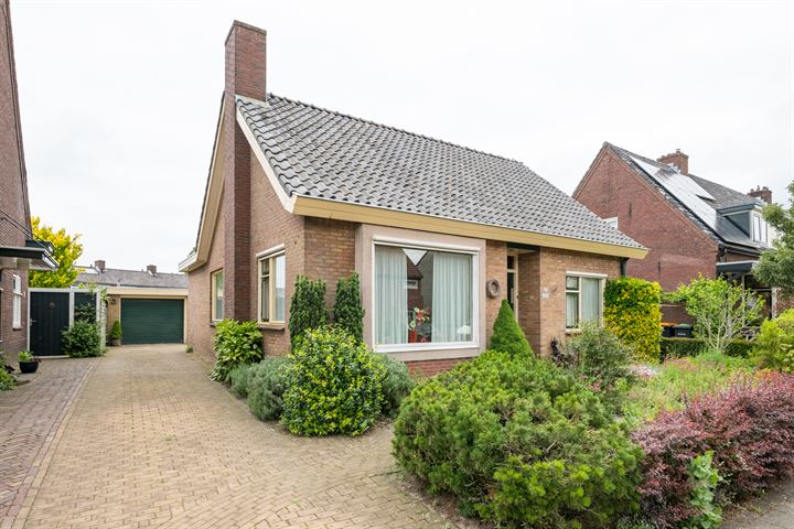 Bekijk foto 1 van Kobstederstraat 33