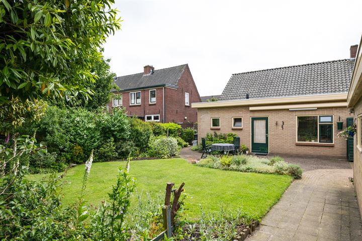 View photo 50 of Kobstederstraat 33