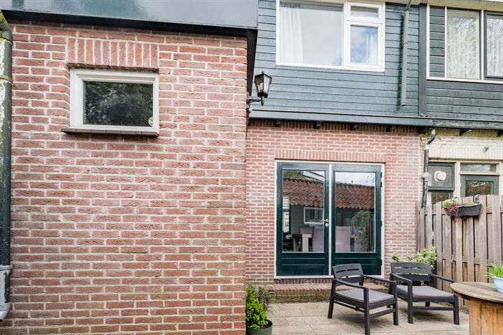 View photo 31 of Finsestraat 7