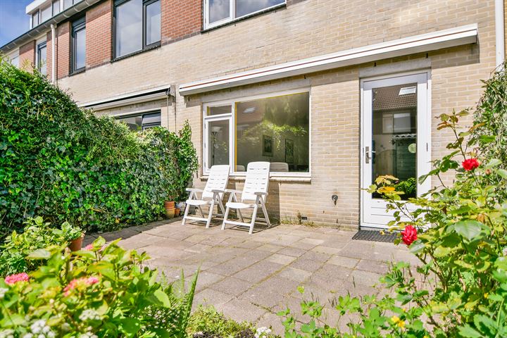 Bekijk foto 18 van Von Liebigstraat 18