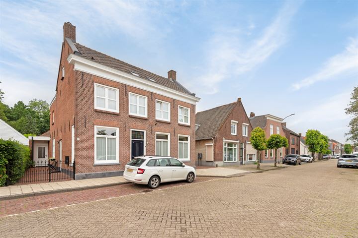 Bekijk foto 1 van Grotestraat 11-A