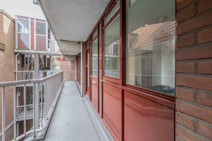 Bekijk foto 11 van Gravin Adélastraat 164