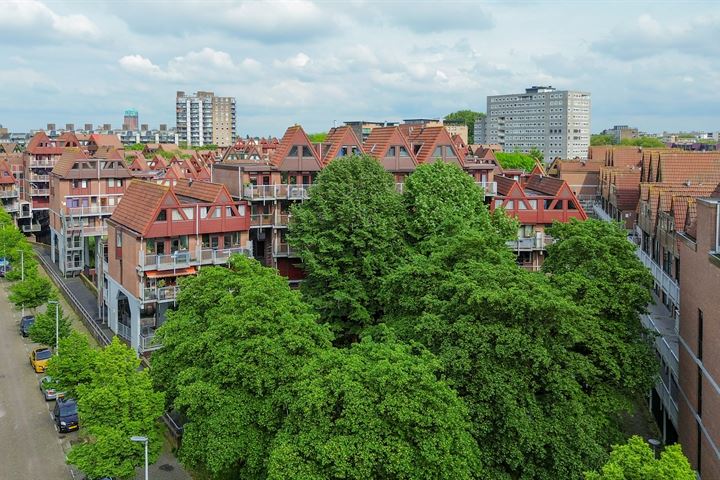 Bekijk foto 38 van Gravin Adélastraat 164