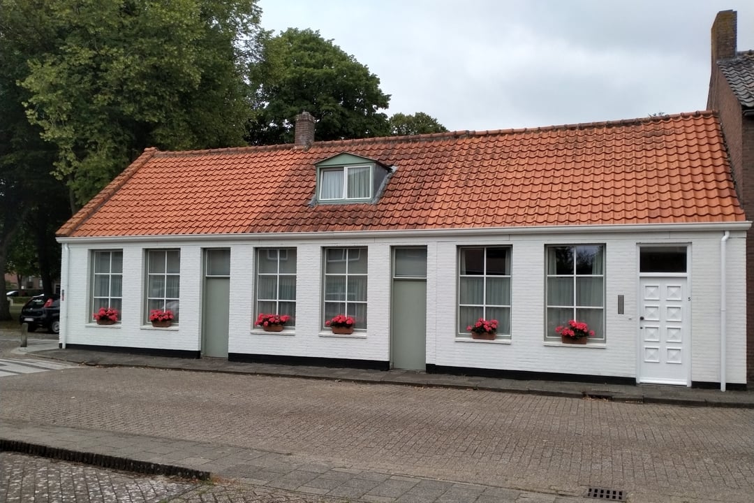 Huis Te Koop St Pieterstraat Ag Sluis Funda