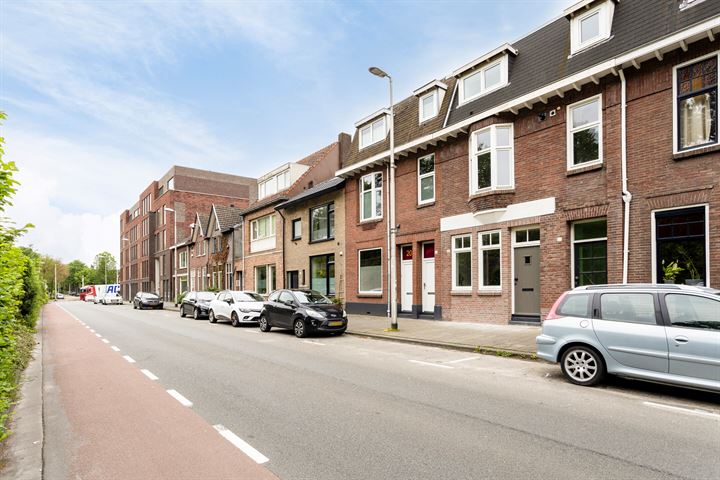 Bekijk foto 36 van Spoorlaan 26