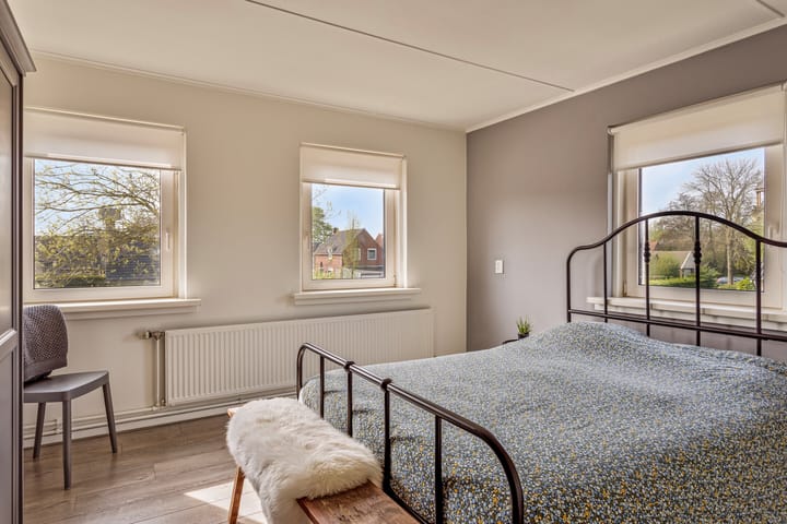 Foto 13 van Professor J. C. Dorststraat 2