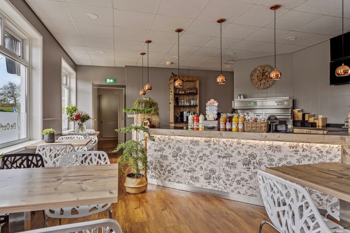 Foto 24 van Professor J. C. Dorststraat 2