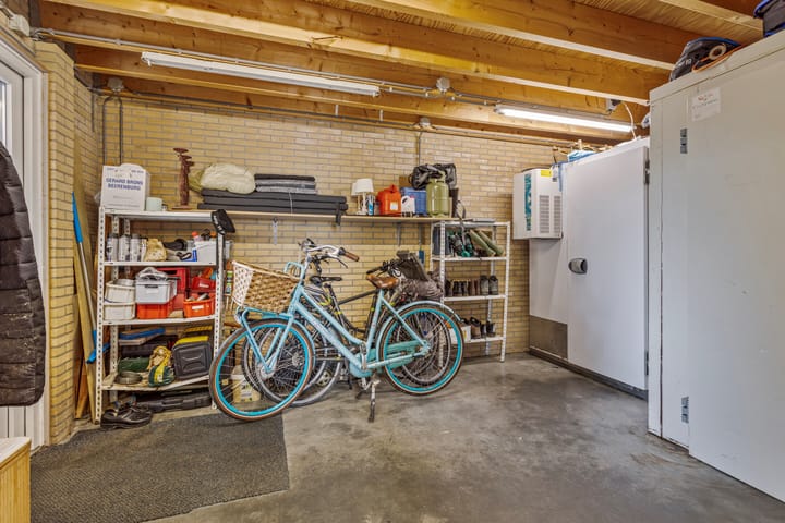 Foto 31 van Professor J. C. Dorststraat 2