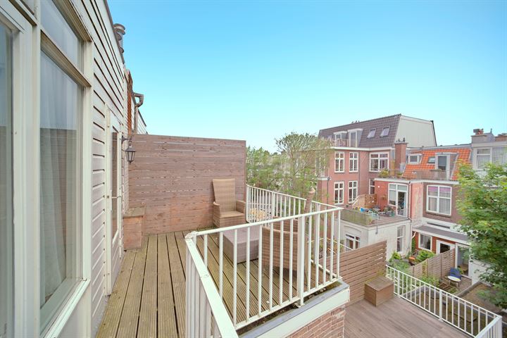 Bekijk foto 23 van Govert Bidloostraat 61