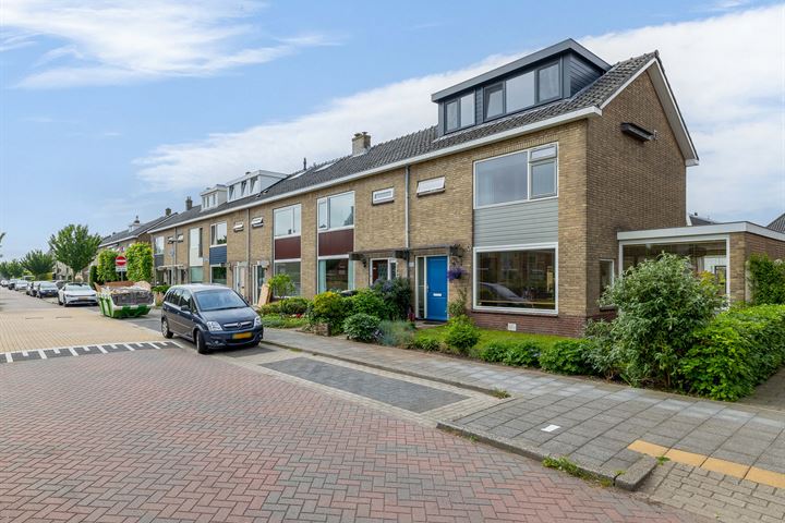 Bekijk foto 39 van Barentszstraat 12