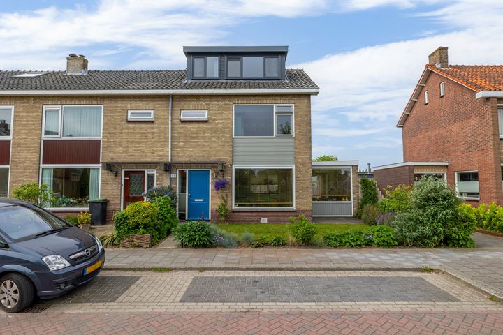 Bekijk foto 40 van Barentszstraat 12