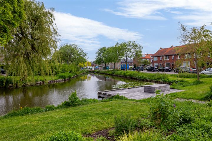 Bekijk foto 43 van Barentszstraat 12