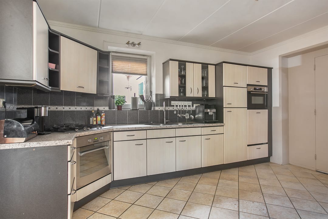 Foto 8 van Middenweg 439-B