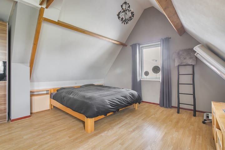 Foto 12 van Middenweg 439-B