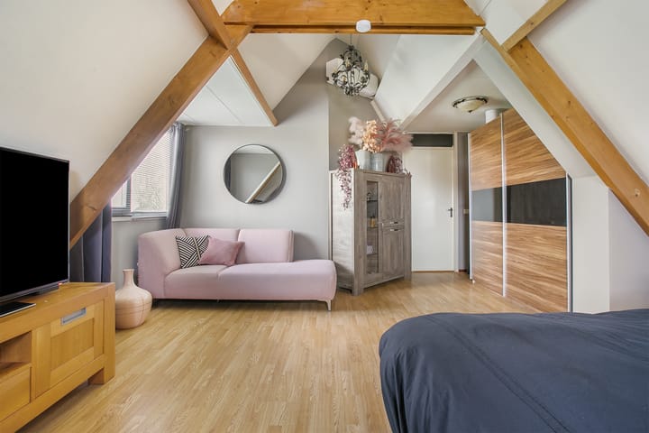 Foto 13 van Middenweg 439-B