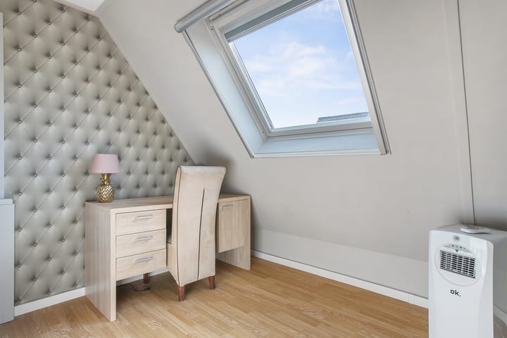 Foto 19 van Middenweg 439-B