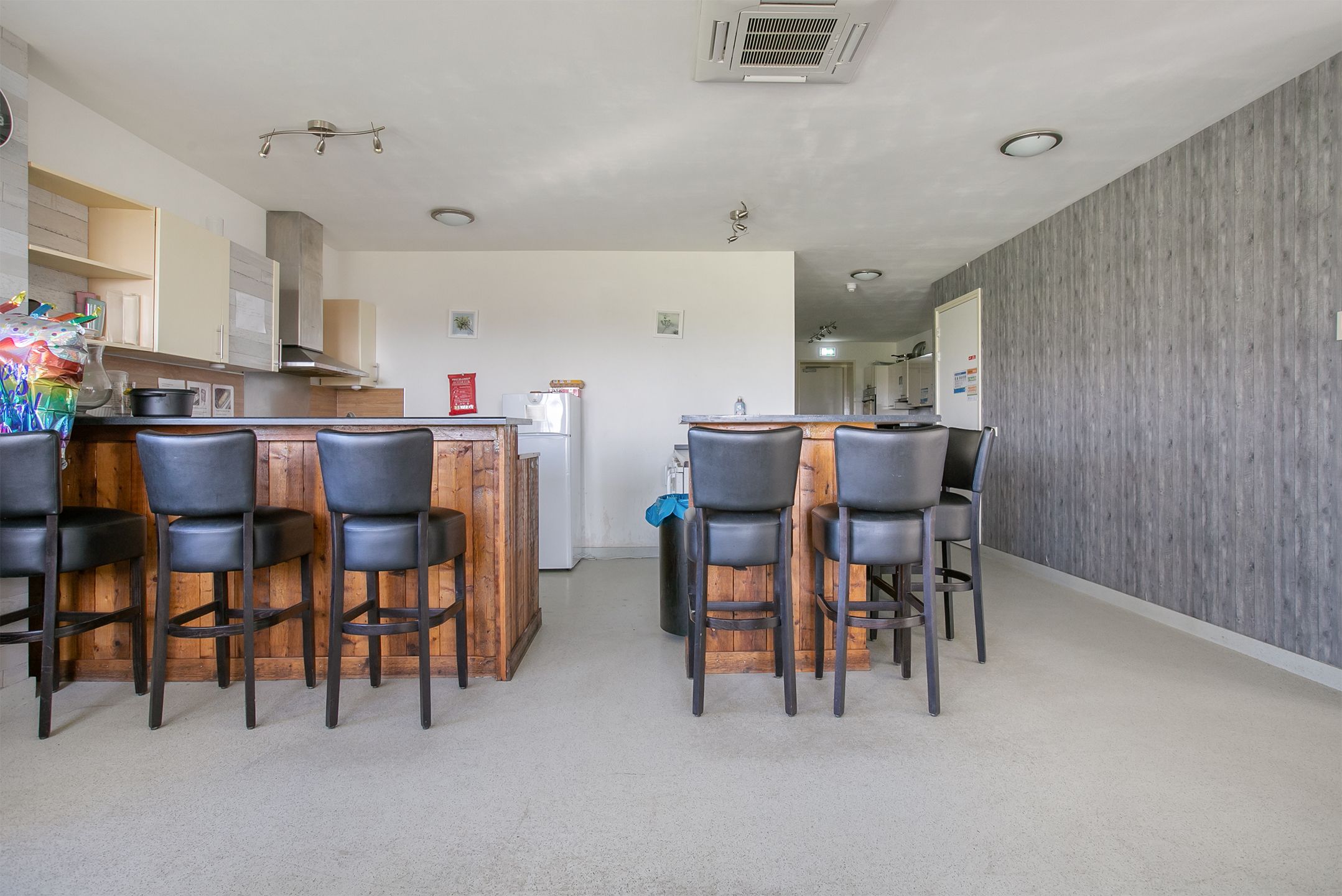 Foto 45 van Middenweg 439-B