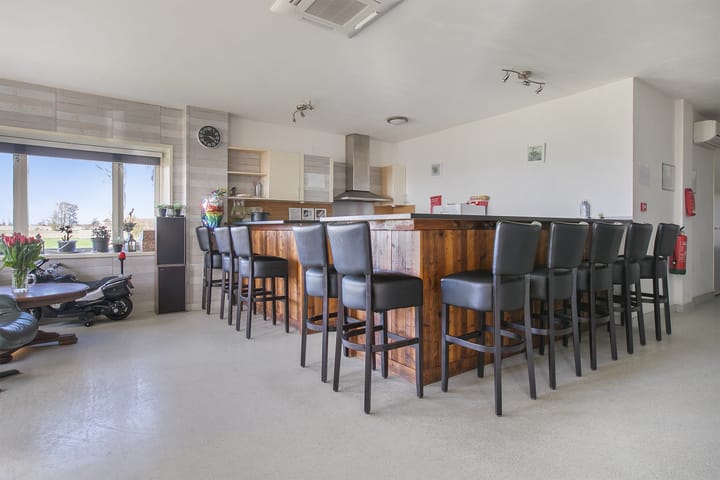 Foto 47 van Middenweg 439-B