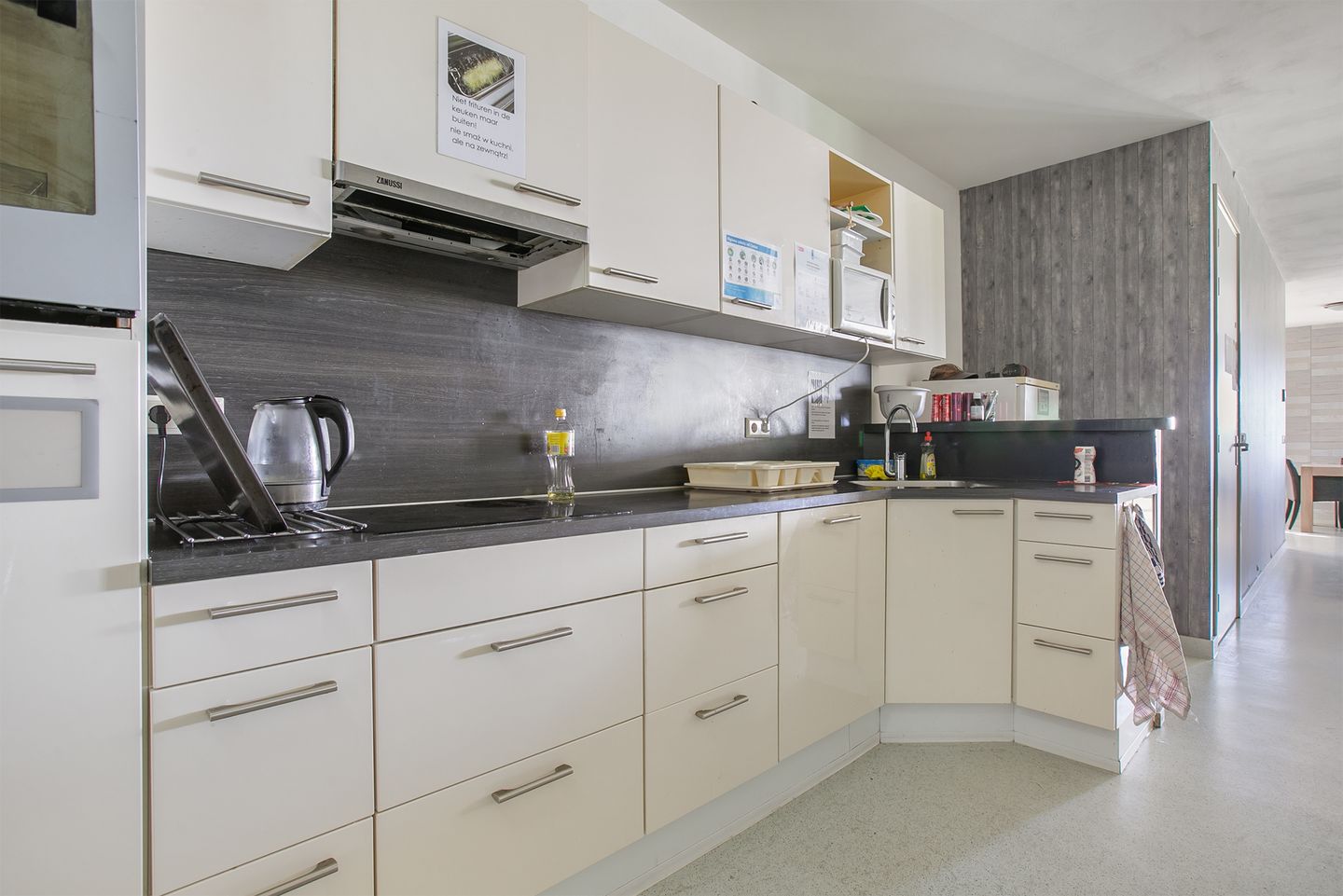 Foto 49 van Middenweg 439-B