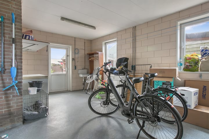 Foto 77 van Middenweg 439-B