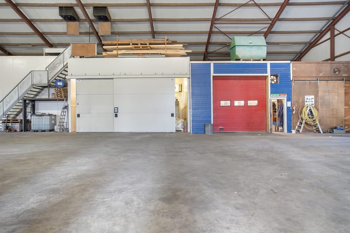 Foto 89 van Middenweg 439-B