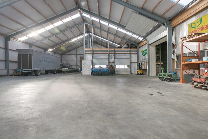 Foto 95 van Middenweg 439-B