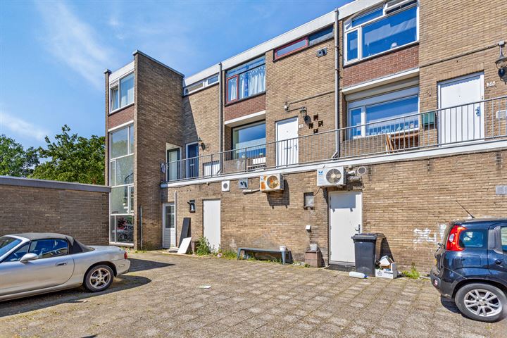 Bekijk foto 23 van van Meelstraat 38