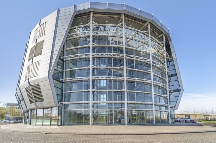 Stationsplein-NO 438