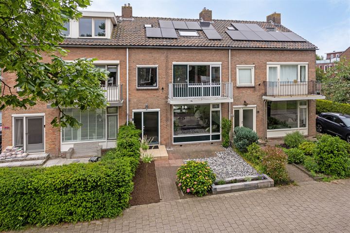 Bekijk foto 1 van Oostzeestraat 31