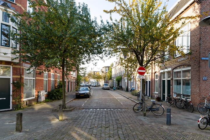 Bekijk foto 30 van Douwes Dekkerstraat 34