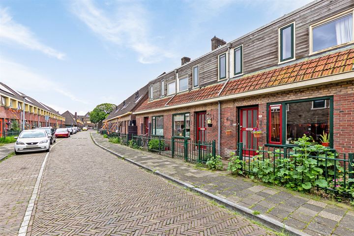 Bekijk foto 2 van Goudsbloemstraat 7