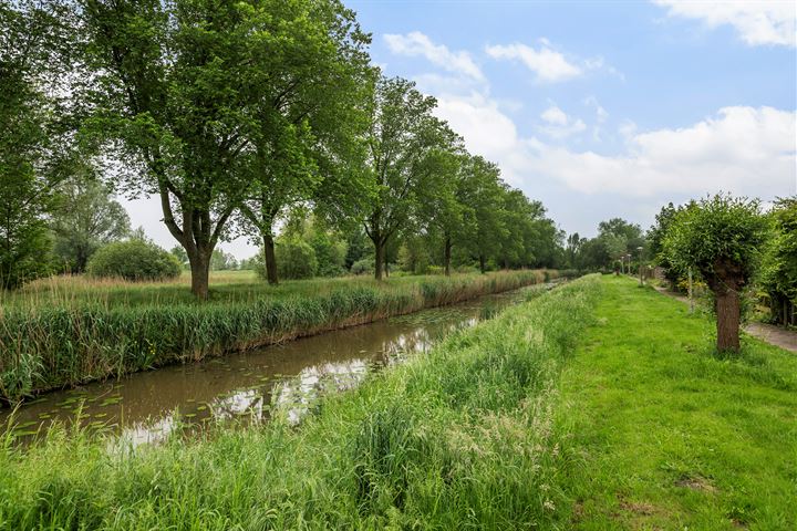 Bekijk foto 21 van Spakenburgstraat 60