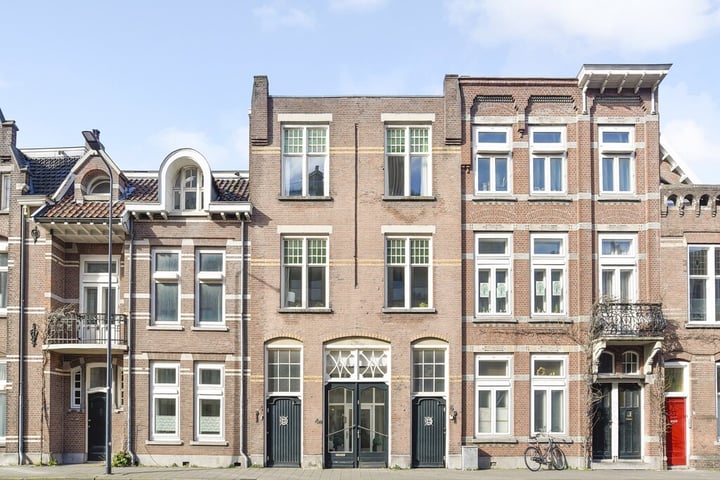 Bekijk foto 2 van Brugstraat 6