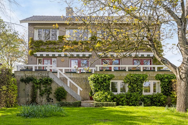 Foto 1 van Broekstraat 1