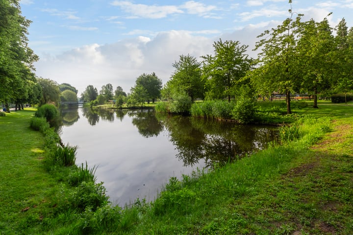 Bekijk foto 39 van Haemstedehof 8