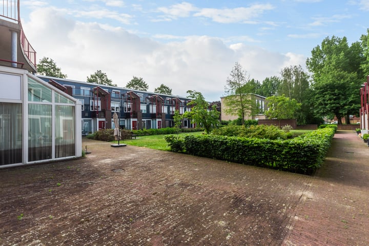 Bekijk foto 41 van Haemstedehof 8