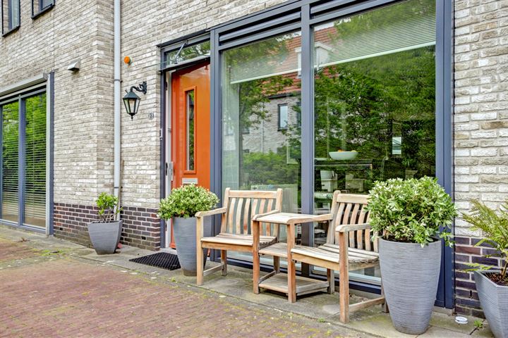 Bekijk foto 1 van Dagpauwoogstraat 18