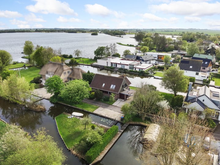 Foto 50 van Zuideinde 32-E